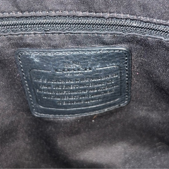 Coach Bag with Original Pattern - Picture 6 of 7